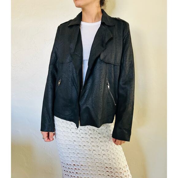 Glamsia Fringe Black Jacket - Picture 3 of 4